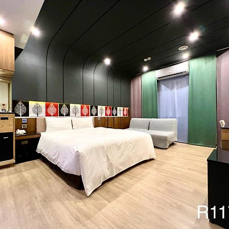 Catwalk Motel -Tainan Luaran gambar