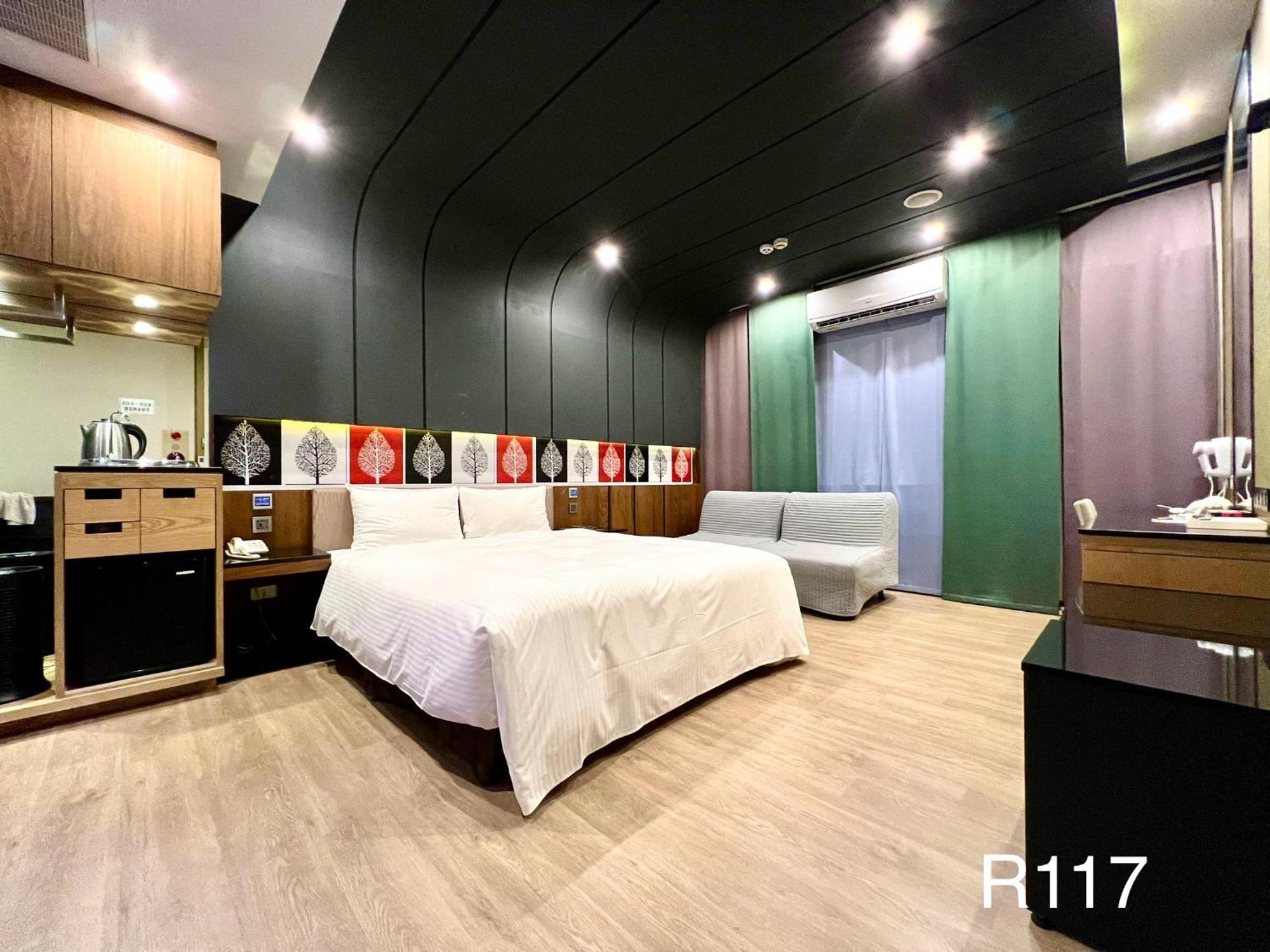 Catwalk Motel -Tainan Luaran gambar