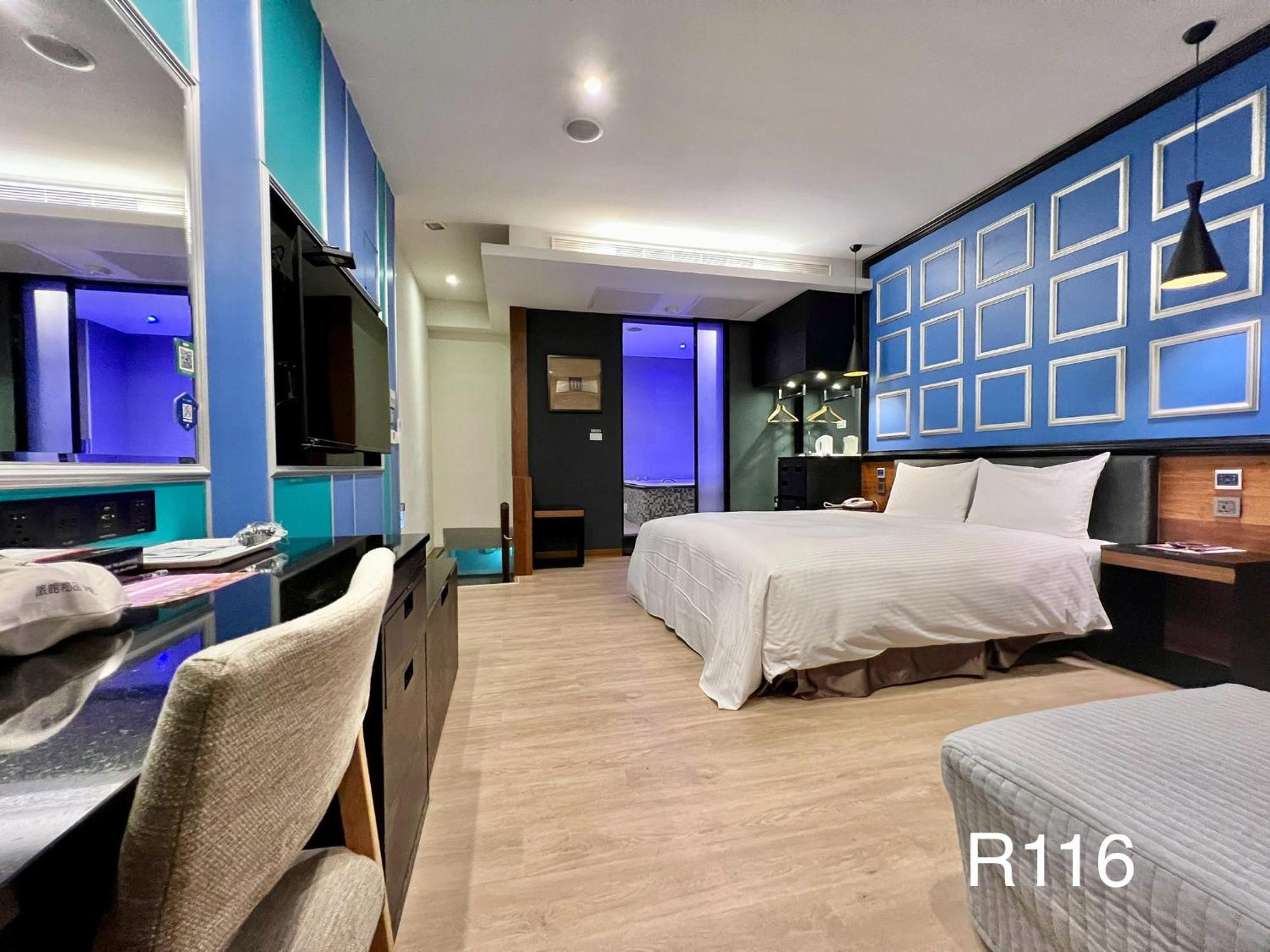 Catwalk Motel -Tainan Luaran gambar