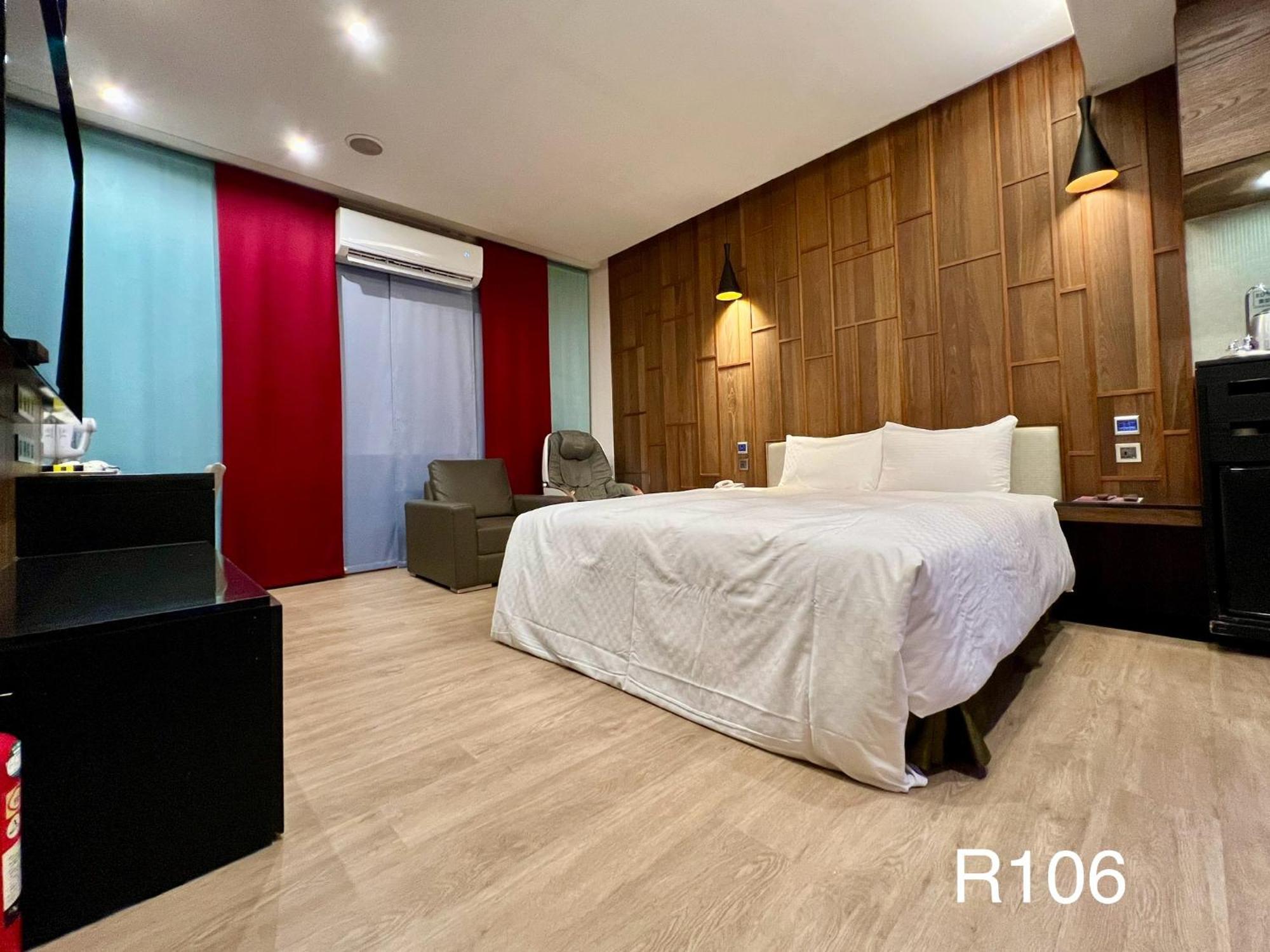 Catwalk Motel -Tainan Luaran gambar