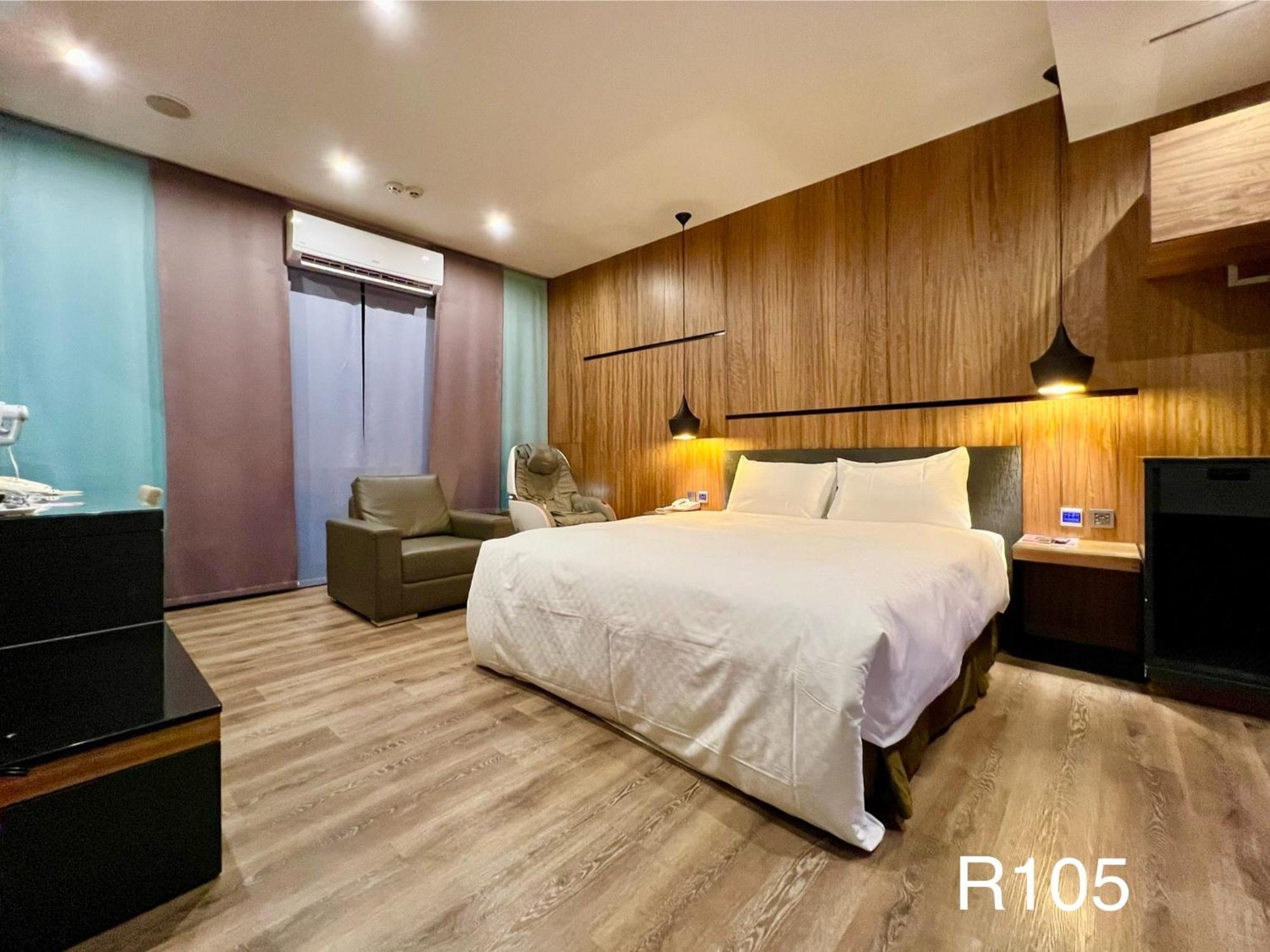 Catwalk Motel -Tainan Luaran gambar
